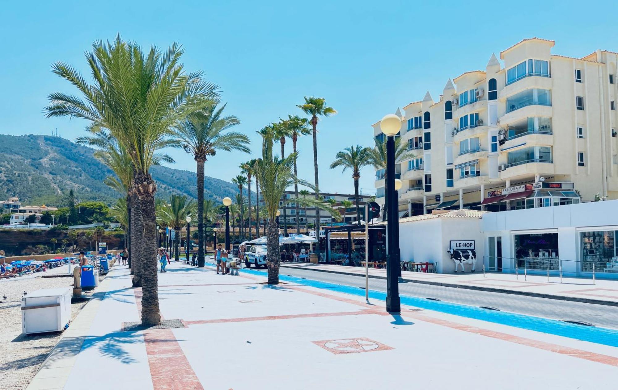 Casa Naru Albir, Duplex Met Ruim Terras En Buitenkeuken Apartment
